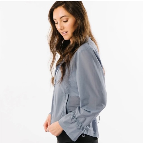 ZYIA Active Drawstring Gray Windbreaker NWT - Picture 2 of 12